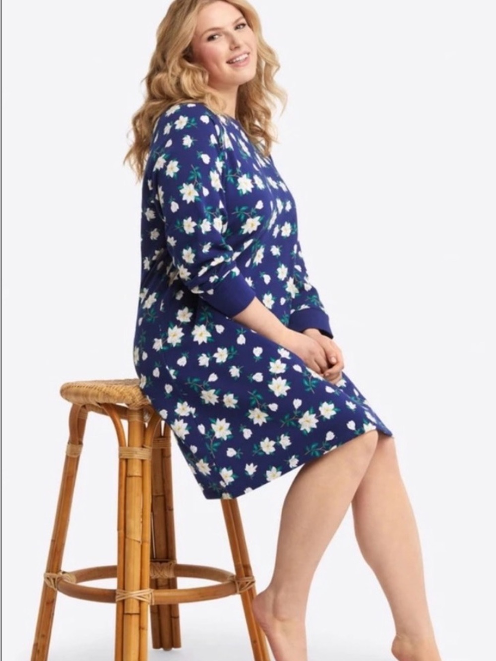 Draper James Natalie Sweatshirt dress in Magnolia Size 1X